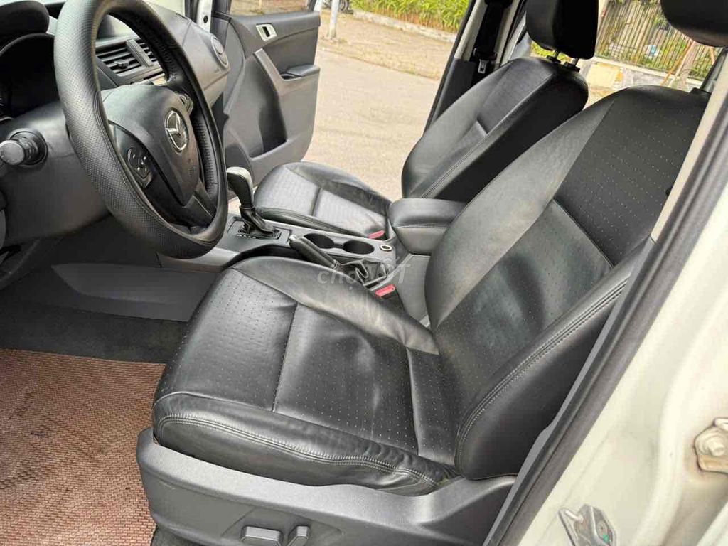 Mazda BT 50 2018 2.2  AT số tự động gầm cao. Mua bán Ô tô tại Quận Nam Từ Liêm Hà Nội được đăng bởi phạm phương nga hình 14