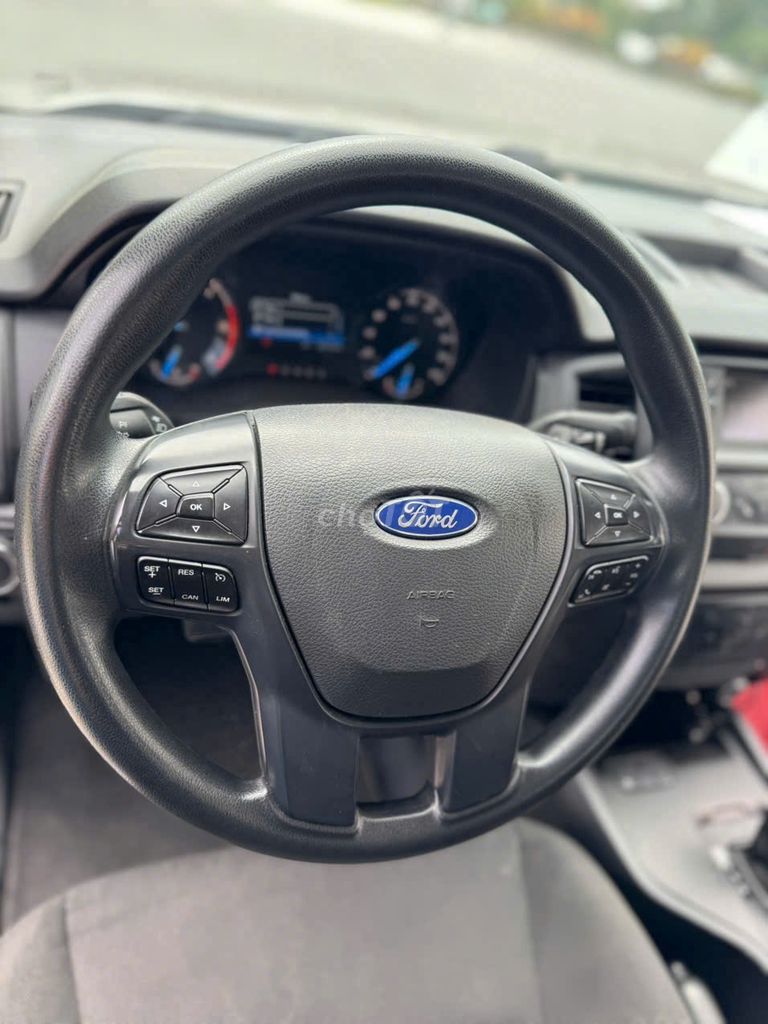 Ford Ranger XLS 2.2AT 2019 một chủ Hà Nội. Mua bán Ô tô tại Quận Thanh Xuân Hà Nội được đăng bởi Nguyễn Quang Đức hình 13
