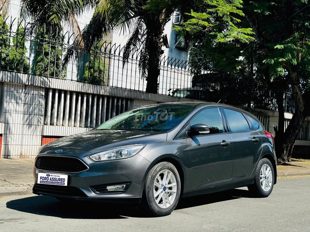 Ford Focus 2018 bảo hành 2026 hỗ trợ vay Ngân Hàng