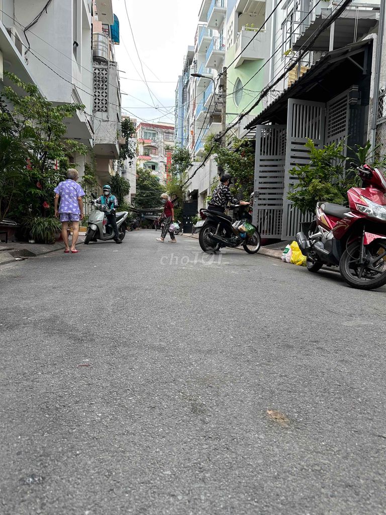 Bán nhà:4(nở hậu 4,3)x16,4lầu mặt tiền hẻm xe tải,Bắc hải,p.15,Q10,HCM
