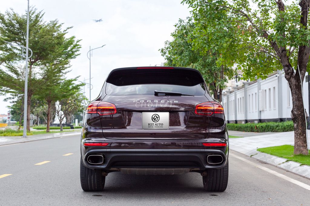 Porsche Cayenne 3.0 V6 Platinum 2017 Nâu. Mua bán Ô tô tại Thành phố Thủ Đức Tp Hồ Chí Minh được đăng bởi H2T Auto hình 6