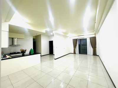 Аренда · 3 комн. · 117 м² · Quận 7, ул. Nguyễn Thị Thập