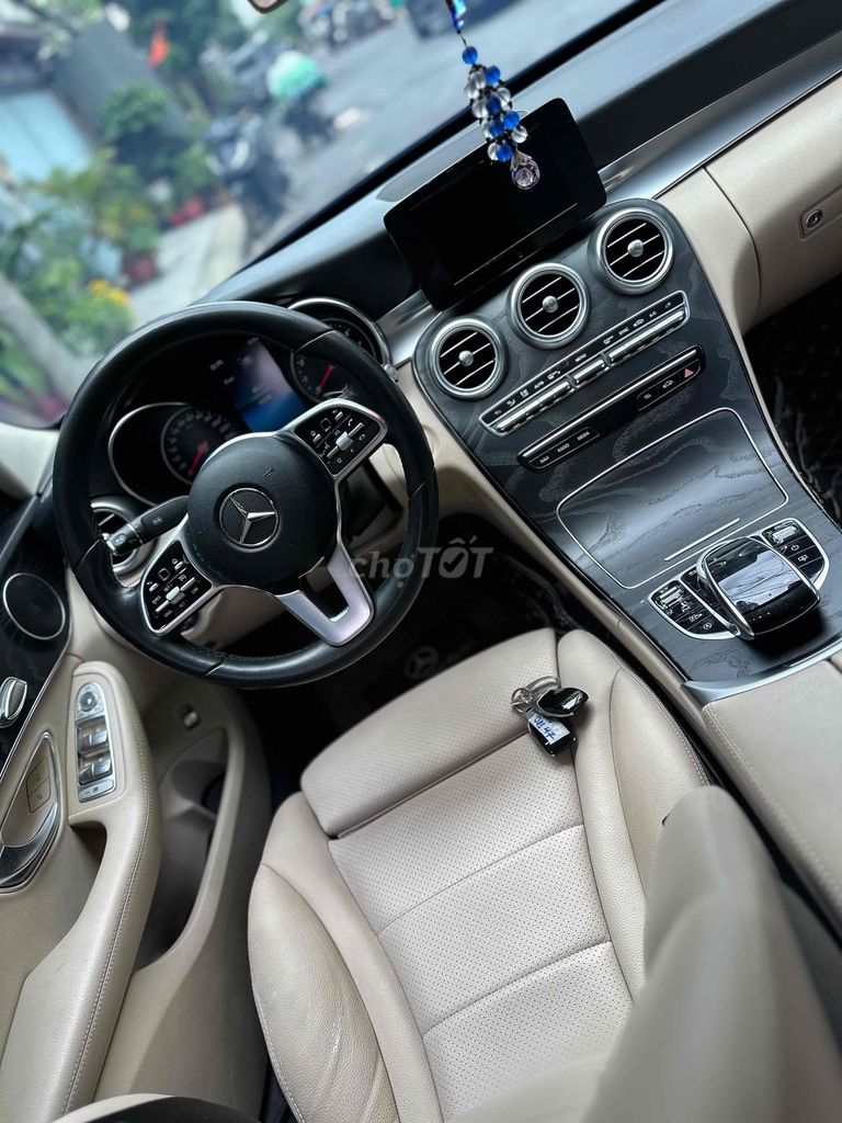 Mercedes Benz C200 - 56000 km model 2020. Mua bán Ô tô tại Quận 7 Tp Hồ Chí Minh được đăng bởi Thông Sport  hình 8