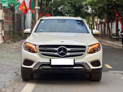 Mercedes Benz GLC250 4Matic sx 2016 màu trắng. Mua bán Ô tô tại Quận Cầu Giấy Hà Nội được đăng bởi Cao Quý