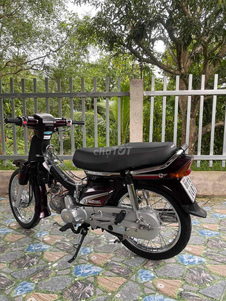 cần bán xe dream up nhật chỉ còn giấy tq. Mua bán Xe máy tại Huyện Cao Lãnh Đồng Tháp được đăng bởi Trần Tánh hình 1