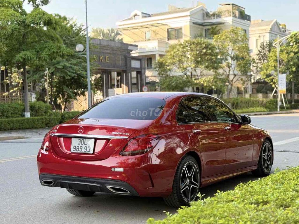 Mercedes Benz C Class 2020 C300 AMG - 56000 km-Vip. Mua bán Ô tô tại Quận Cầu Giấy Hà Nội được đăng bởi TRUNG HIẾU AUTO hình 3