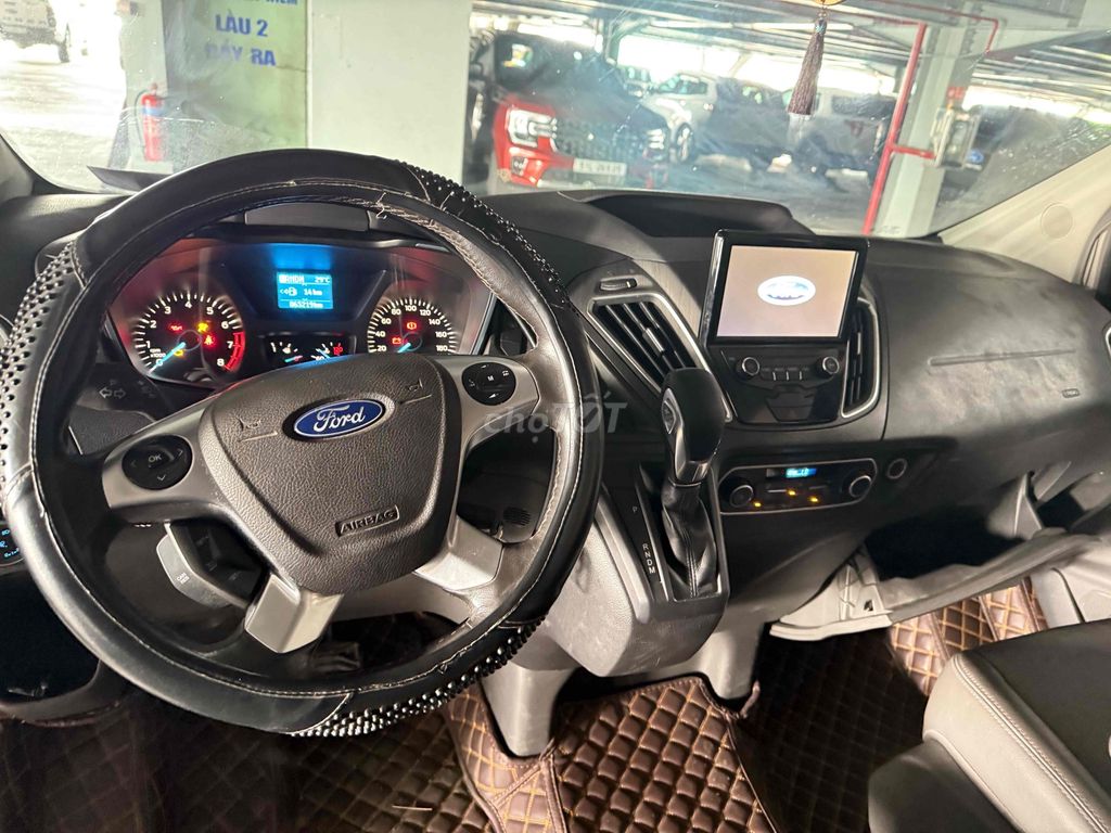 Ford Tourneo 2019 Titanium 2.0 AT - zin nguyên bản. Mua bán Ô tô tại Quận 1 Tp Hồ Chí Minh được đăng bởi Quynh Nguyen hình 3