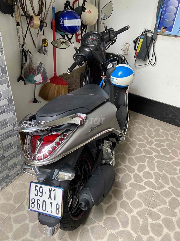 Серый смарт-ключ Yamaha Janus 125 куб. см