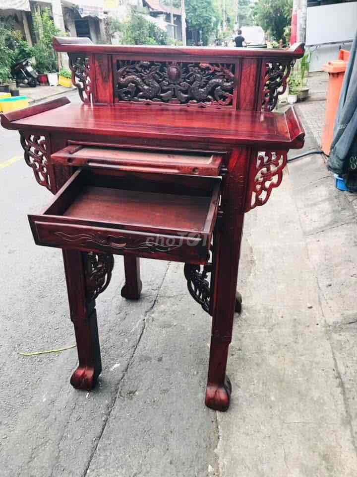 Bàn thờ Gỗ Nâu đỏ 1m27x88cm 95% mới. Mua bán Nội thất, đồ gia dụng khác tại Quận Tân Phú Tp Hồ Chí Minh được đăng bởi Hong loan hình 1