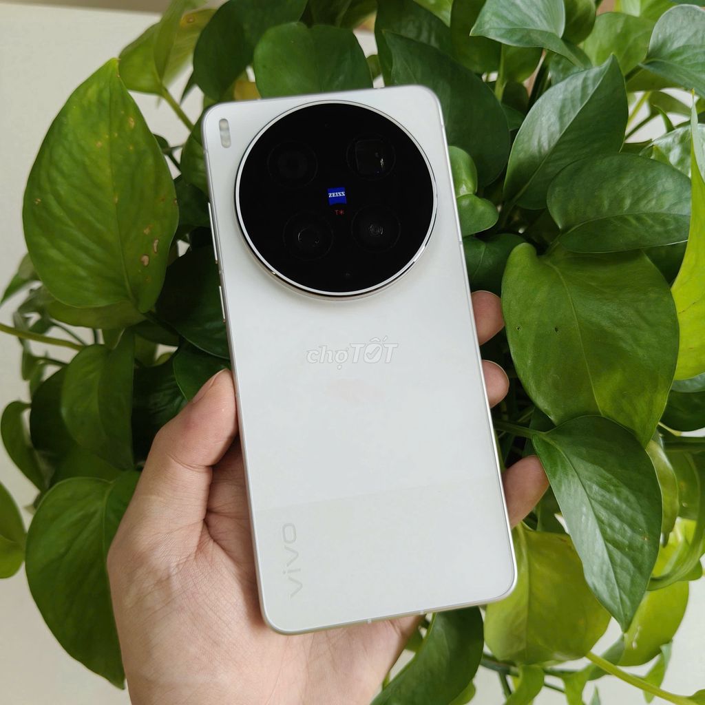 Vivo X300 Ultra (12/256GB) Fullbox 𝗚𝗢𝗣𝟬₫𝗚𝗜𝗔𝗢𝗟𝗨𝗨. Mua bán Điện thoại tại Quận Ninh Kiều Cần Thơ được đăng bởi DI ĐỘNG BULL hình 1