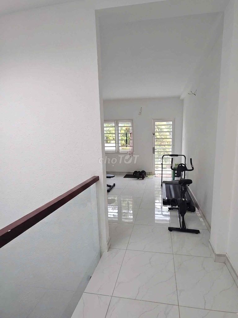 NHÀ MẶT TIỀN ĐƯỜNG HIỀN VƯƠNG FULL NỘI THẤT - 4m x 20m - 2 LẦU- 3PN