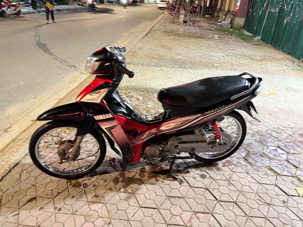 Sirus 2011 máy zin chất giá 9tr5 hỗ trợ trả góp. Mua bán Xe máy tại Thành phố Quảng Ngãi Quảng Ngãi được đăng bởi Hien hình 9