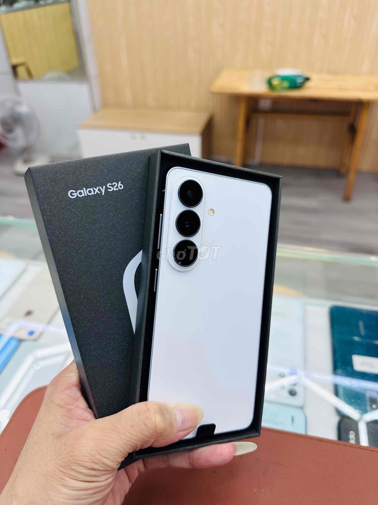 Samsung Galaxy S26 12GB/256GB Trắng Việt Nam. Mua bán Điện thoại tại Huyện Hóc Môn Tp Hồ Chí Minh được đăng bởi Đình Đạt Lương hình 1