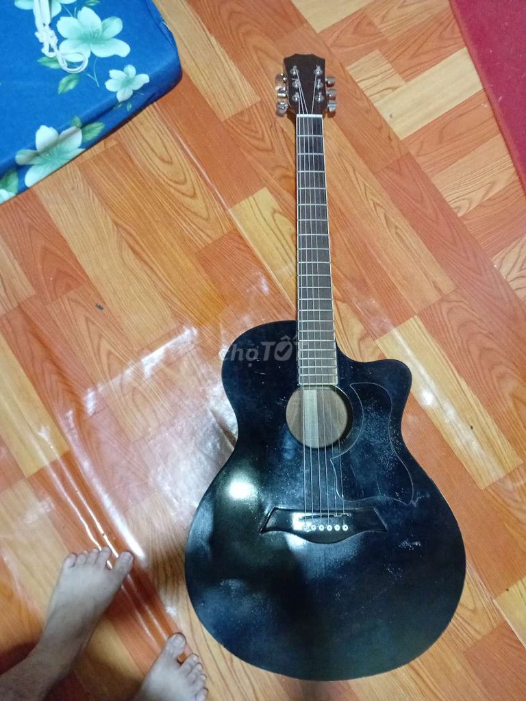 Đàn guitar acoustic Đen cho người mới bắt đầu. Mua bán Nhạc cụ tại Thị xã Tân Châu An Giang được đăng bởi Trịnh Long hình 1