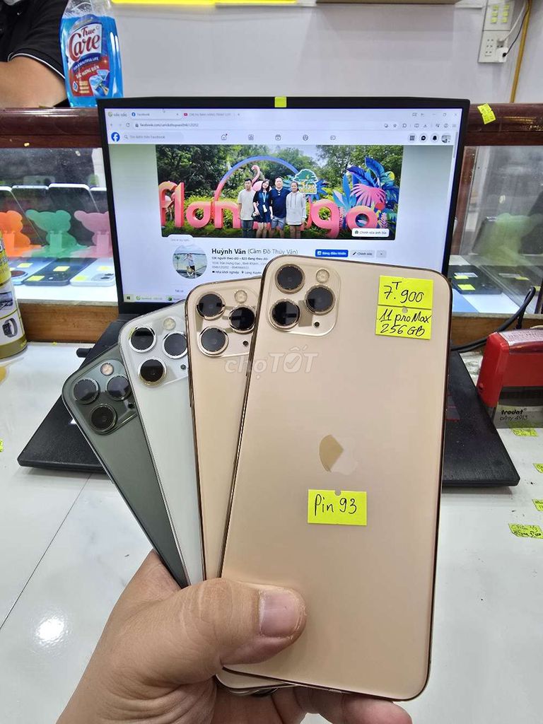 Iphone 11 Pro Max 256GB - Quốc Tế. Mua bán Điện thoại tại Thành phố Long Xuyên An Giang được đăng bởi Facebook Cầm Đồ Thúy Vân hình 1