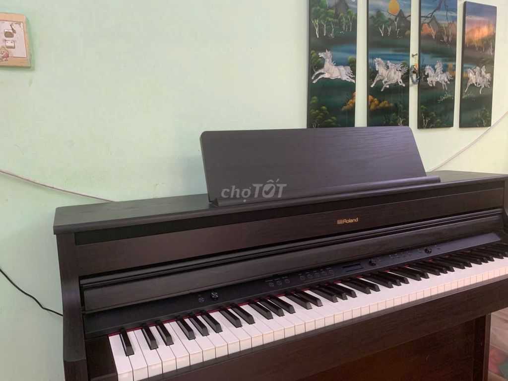 Pass Piano điện Roland HP704  mua 2022