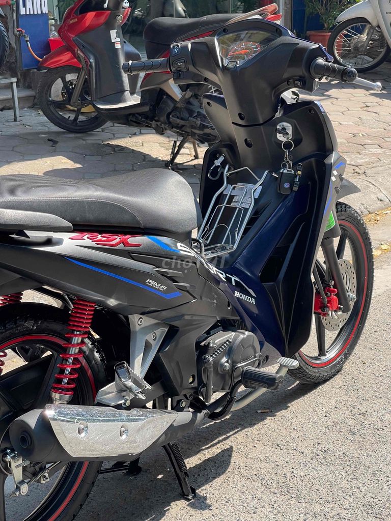 Honda Wave RSX Fi Đen xanh 110 Fi. Mua bán Xe máy tại Quận Đống Đa Hà Nội được đăng bởi Hà hình 6