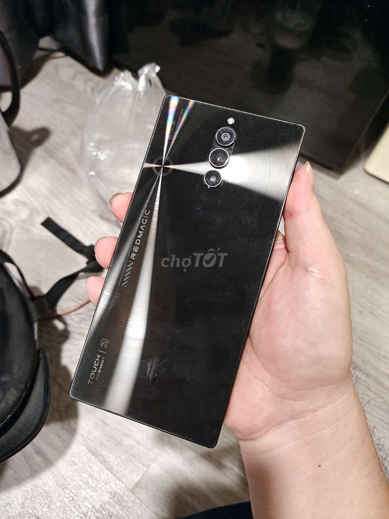 Red Magic 8S Pro(12/256)full chức năng gl. Mua bán Điện thoại tại Quận 5 Tp Hồ Chí Minh được đăng bởi Strawberry Táo hình 1