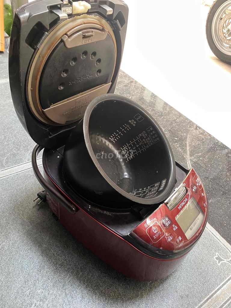 Nồi cơm điện Hitachi Nhật Bản. Mua bán Bếp, lò, đồ điện nhà bếp tại Quận Hồng Bàng Hải Phòng được đăng bởi Cá Cơm hình 1