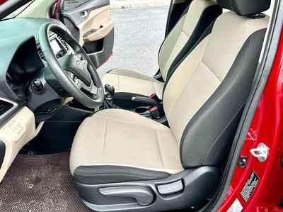 Hyundai Accent 2020 Số sàn Đỏ