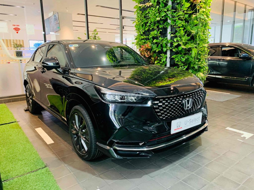 Honda HRV RS 2024 - 19000km Siêu Đẹp Hãng Bán. Mua bán Ô tô tại Quận 7 Tp Hồ Chí Minh được đăng bởi Honda Ôtô SG Quận 7 hình 3