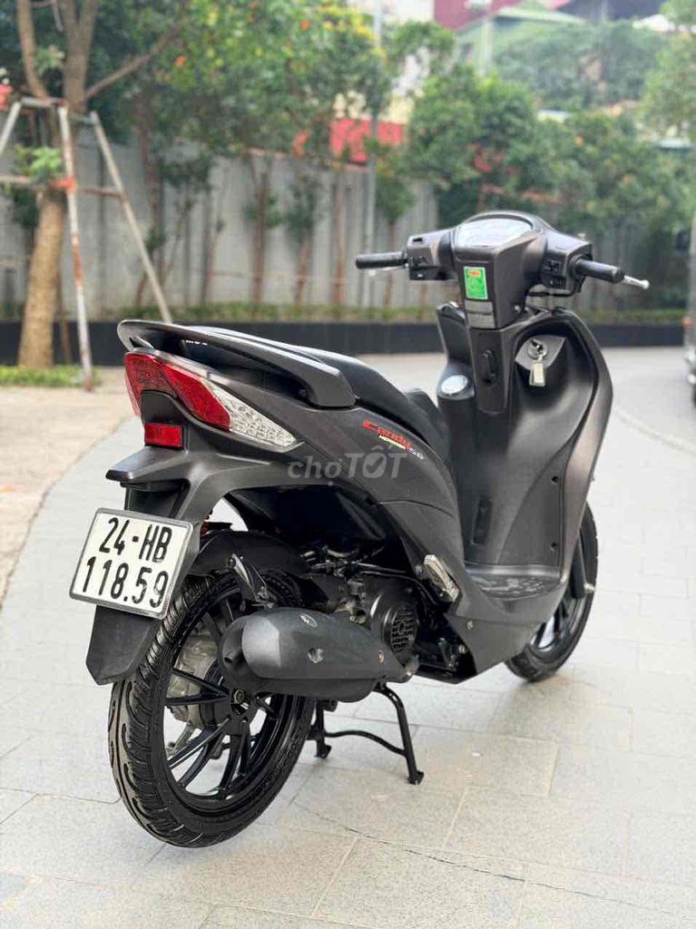 Kymco Candy Hermosa 2021 Xám. Mua bán Xe máy tại Quận Cầu Giấy Hà Nội được đăng bởi Anh Khoa hình 6