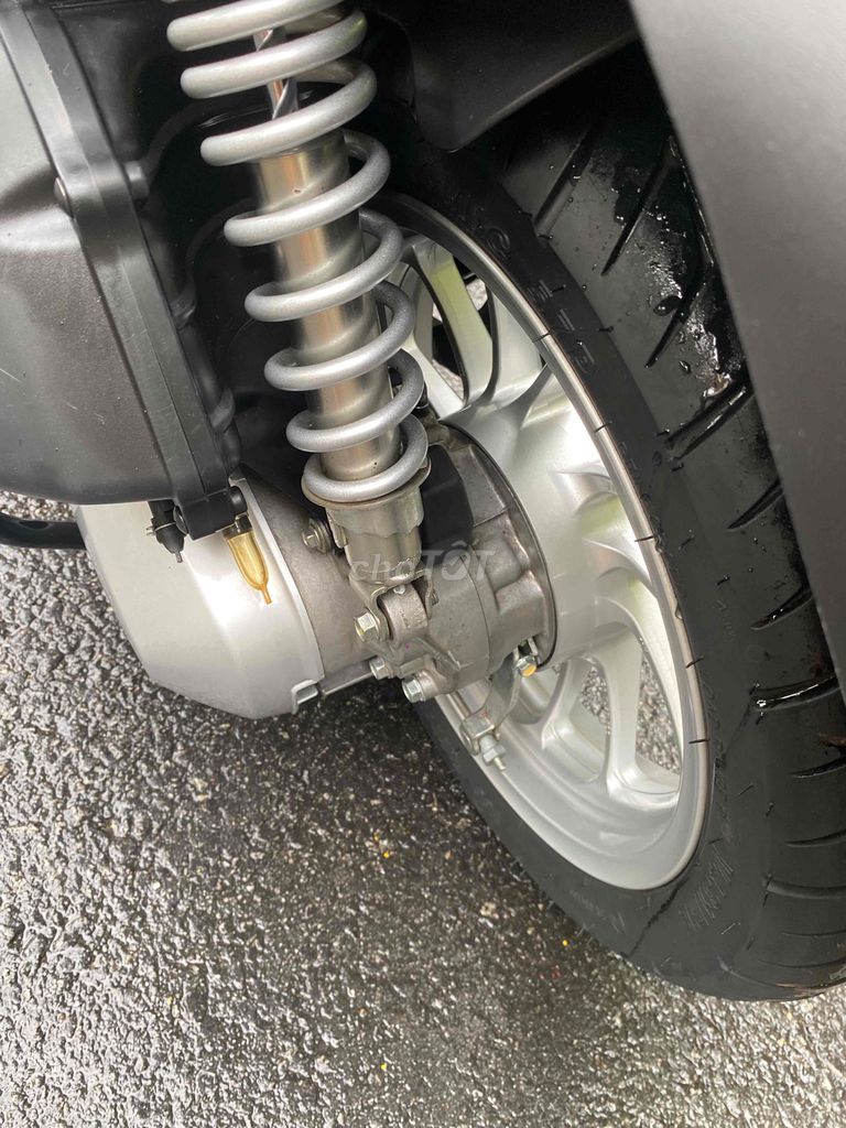 SH xe chạy còn mới leng keng , biển xố rất đẹp. Mua bán Xe máy tại Thành phố Huế Thừa Thiên Huế được đăng bởi Lành hình 5