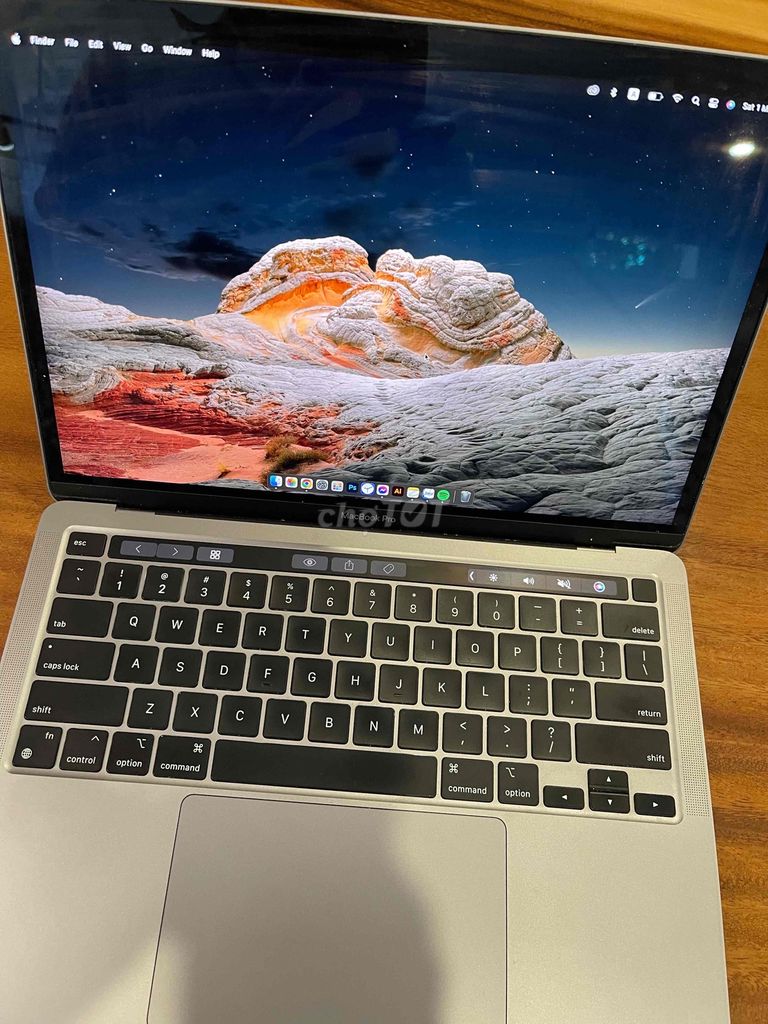 MacBook Pro 13 M1 ICloud ẩn 16/256 Mới 95% bin 95