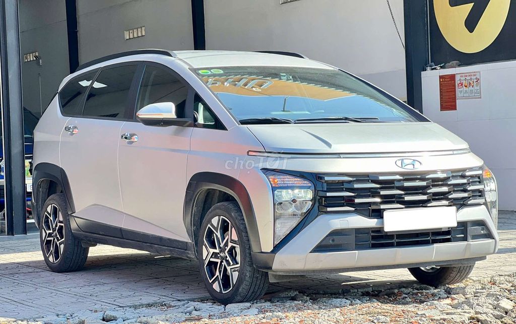 xe 2024 X - 23000 km. Mua bán Ô tô tại Quận Bình Thạnh Tp Hồ Chí Minh được đăng bởi Quốc việt  hình 3