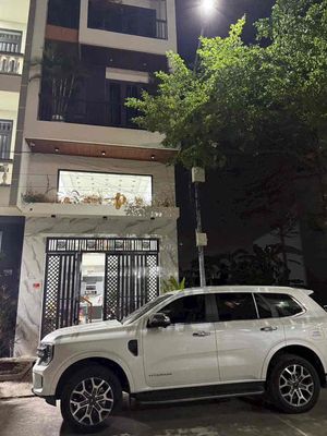 Townhouse 58.5 m² · 4 bed · Đường Thạnh Xuân 25