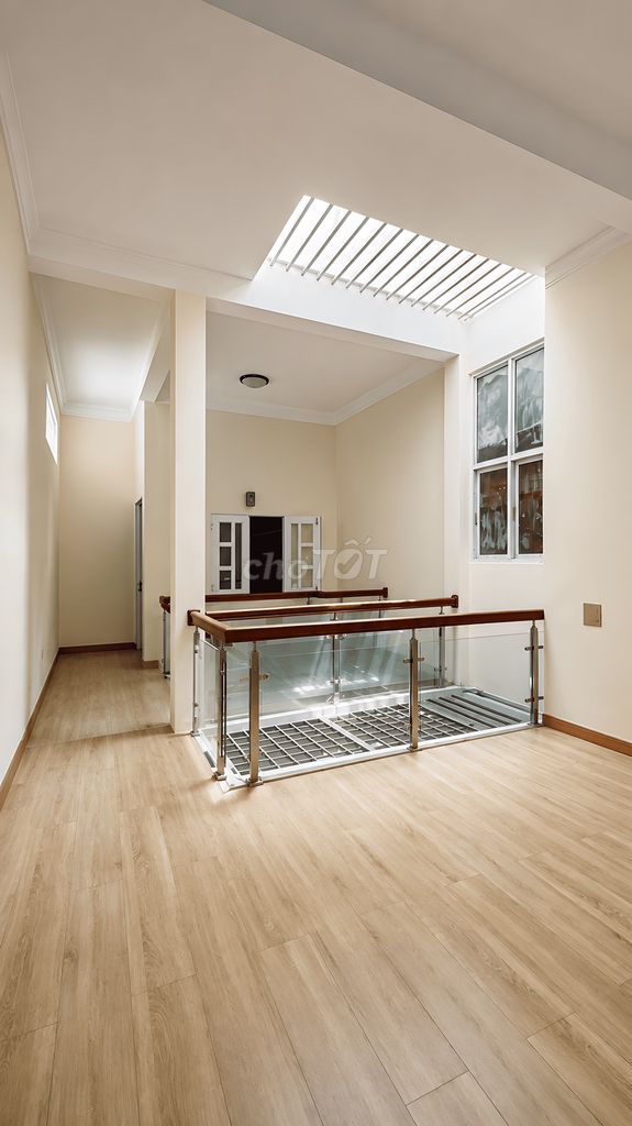 Bán nhà mặt tiền đường trần hưng đạo, trung tâm tp. quy nhơn. Bán nhà mặt tiền đường trần hưng đạo, trung tâm tp. quy nhơn.