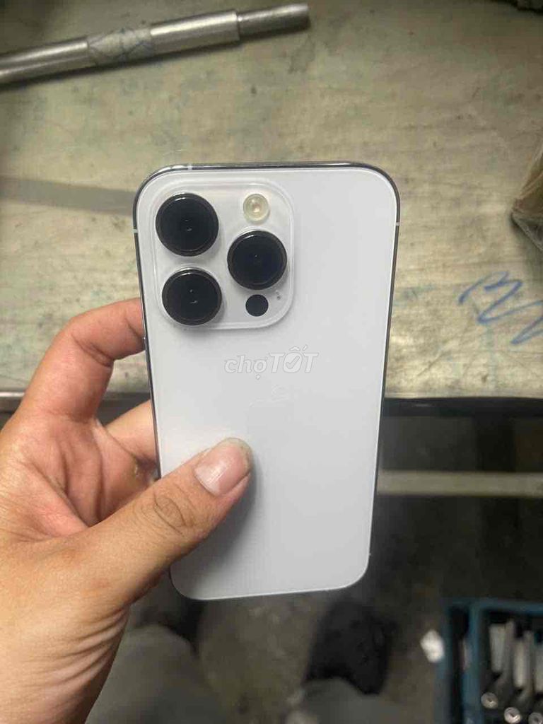 Apple iPhone 14 Pro 256GB Bạc , Có GL. Mua bán Điện thoại tại Huyện Nhơn Trạch Đồng Nai được đăng bởi Tiến Vlogs hình 1
