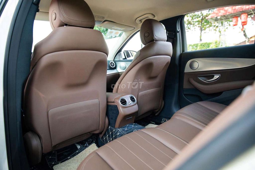 Mercedes E180 2020 - 22000 km. Mua bán Ô tô tại Quận Gò Vấp Tp Hồ Chí Minh được đăng bởi TUYỀN KUPPY XE LƯỚT LUXURY  hình 11