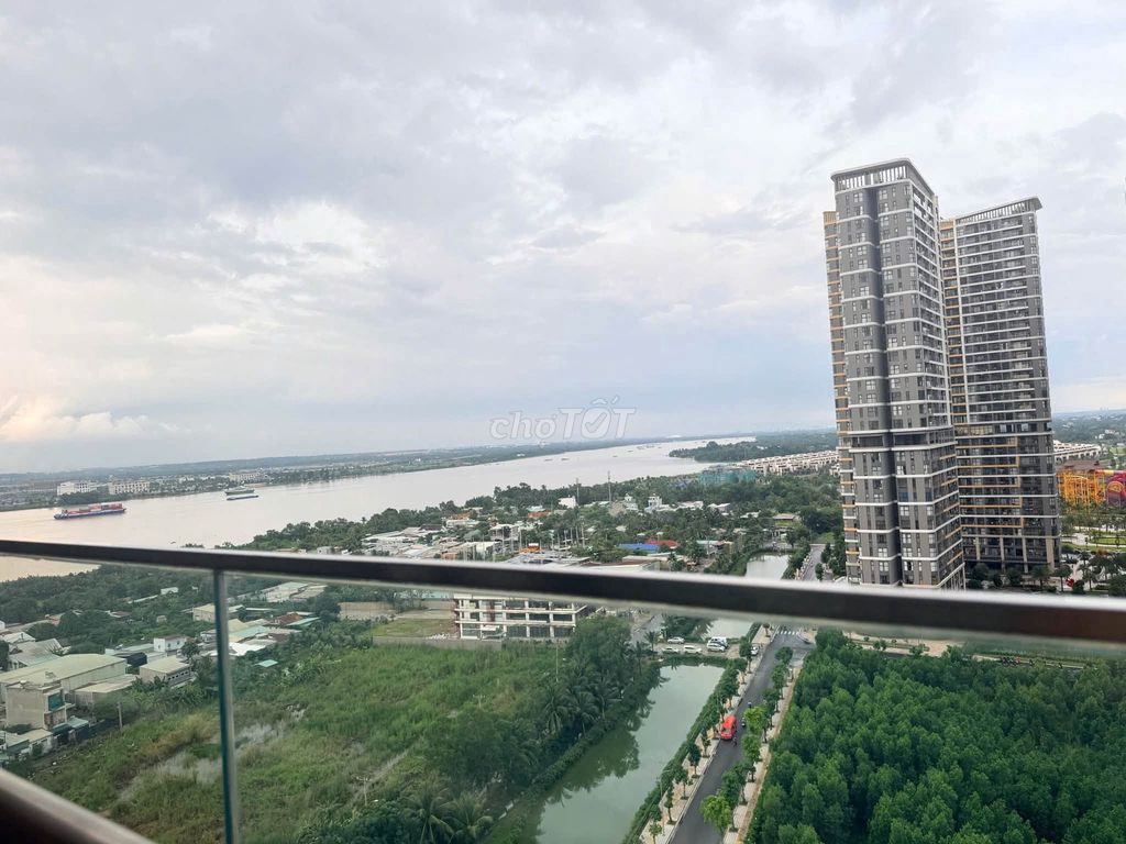 Продается угловая квартира 3br+92m² The Beverly Solari