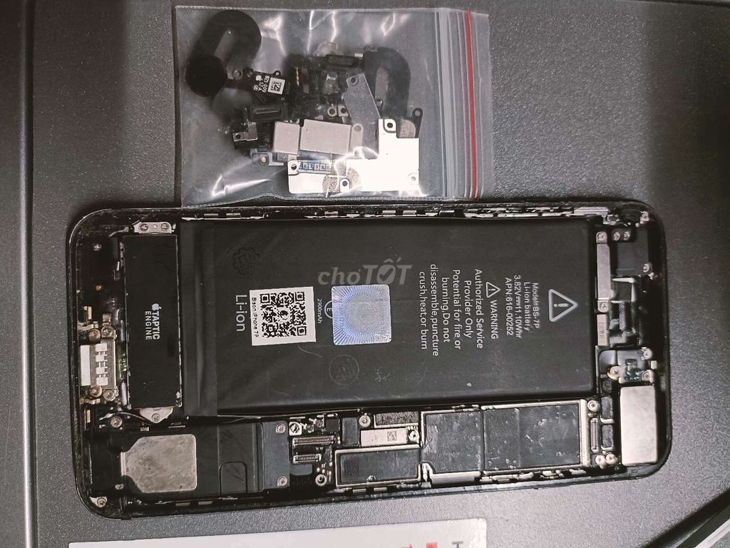 Apple iPhone 7 Plus 128GB 100%. Mua bán Điện thoại tại Quận Tân Bình Tp Hồ Chí Minh được đăng bởi yes and no hình 1