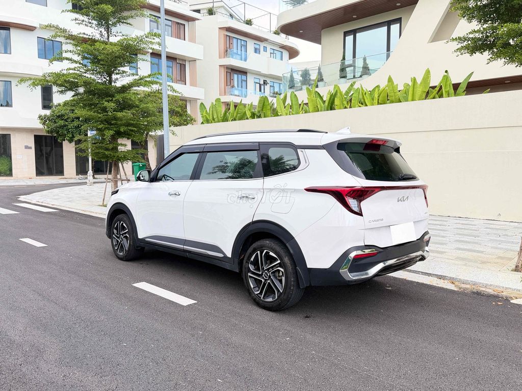 KIA CARENS 1.5G LUXURY 2024 Trắng 7 chỗ