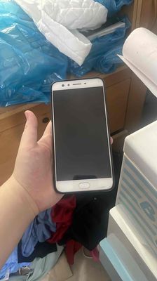 Bán xác oppo F3. Mua bán Điện thoại tại Quận Hải Châu Đà Nẵng được đăng bởi Khánh nguyên