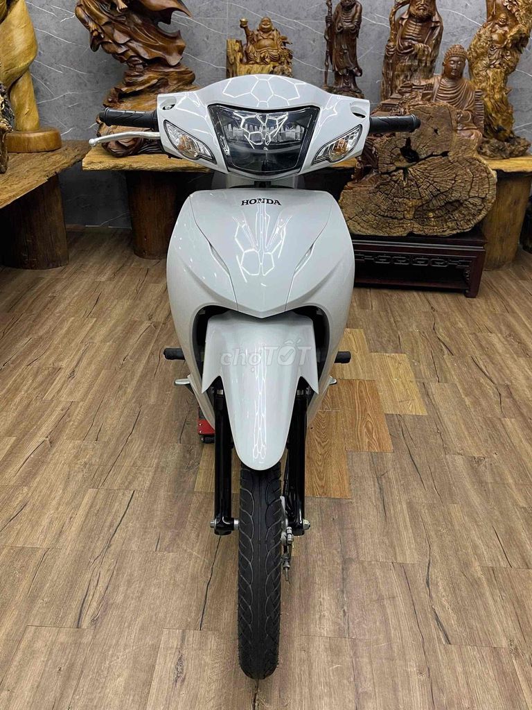 Honda Wave A 2025, хозяин, бстп, оригинальный двигатель, пробег 16 тыс.