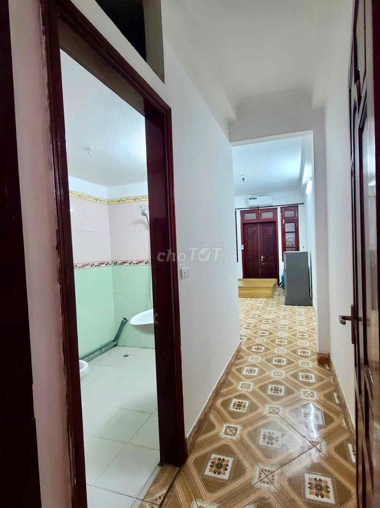 Chính chủ mình cho thuê phòng khép kín có ban công ở 65 Lương Thế Vinh. Cho thuê phòng trọ tại Quận Nam Từ Liêm Hà Nội được đăng bởi Trung Tang Thanh hình 2