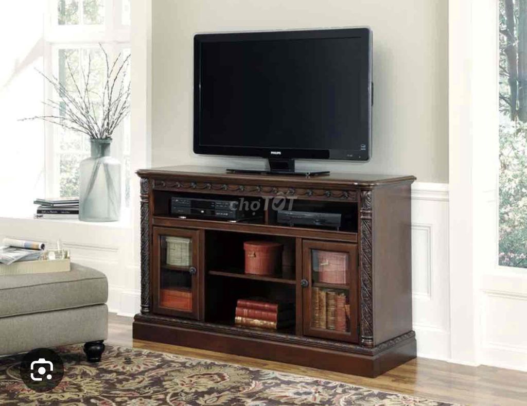 Kệ tivi gỗ màu nâu. Mua bán Tủ, kệ gia đình tại Thành phố Biên Hòa Đồng Nai được đăng bởi quynhtangoc hình 1