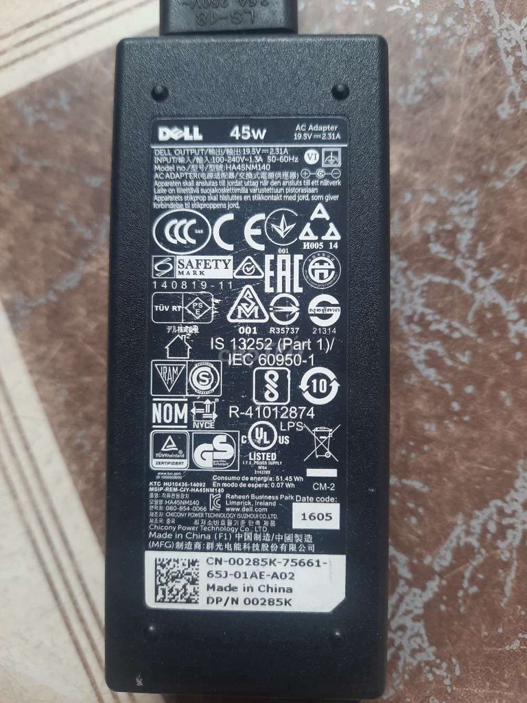 Sạc laptop dell chân nhỏ 19v-2.31a 45w