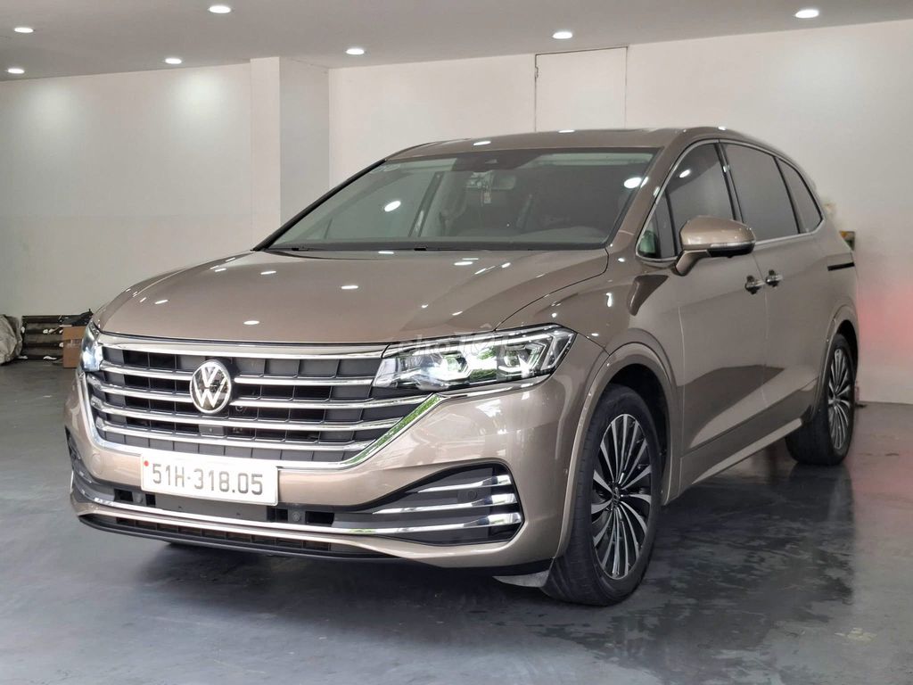 Volkswagen Viloran Luxury sx 2024 - 29000 km. Mua bán Ô tô tại Quận Tân Phú Tp Hồ Chí Minh được đăng bởi Phước Nguyễn hình 1