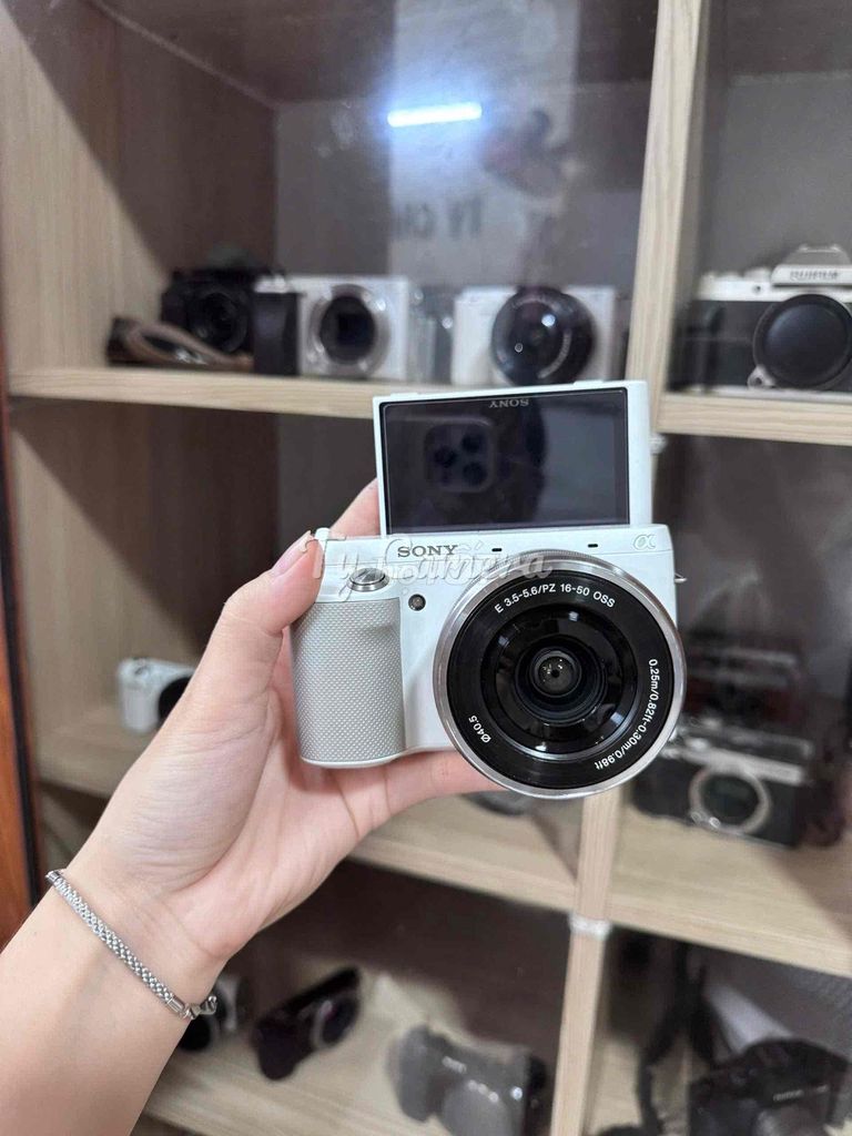 Máy ảnh Sony NEX-F3. Mua bán Máy ảnh, Máy quay tại Quận Liên Chiểu Đà Nẵng được đăng bởi Ty camera  Đà Nẵng hình 1