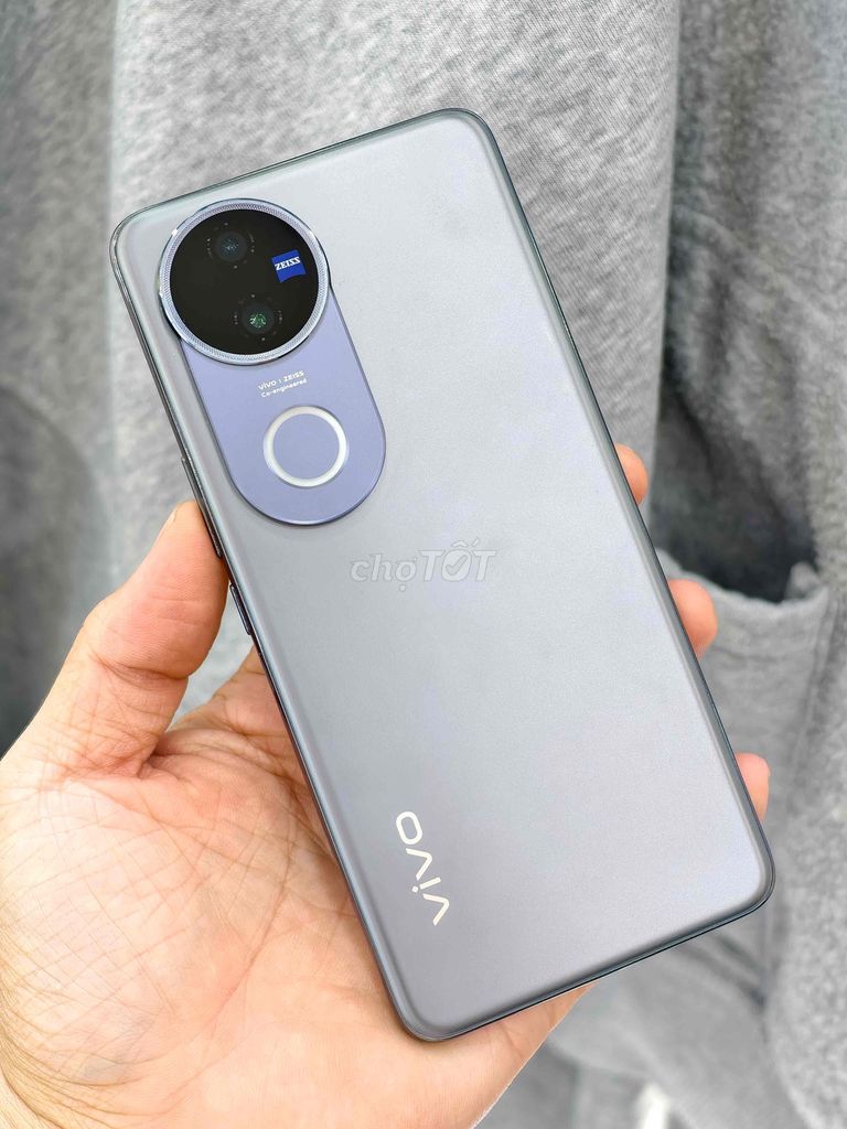 Vivo V50 5G 12GB/512GB Xám Đã sử dụng. Mua bán Điện thoại tại Quận 10 Tp Hồ Chí Minh được đăng bởi Khánh Trần hình 1