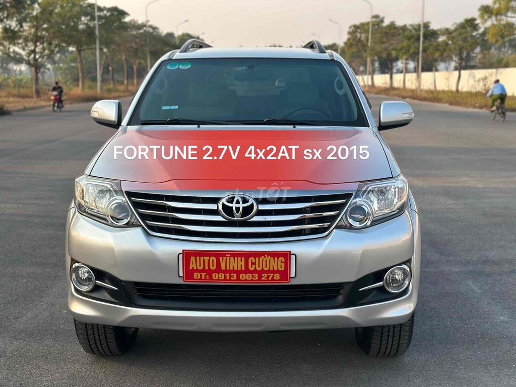 Toyota Fortuner 2015 2.7V 4x2AT