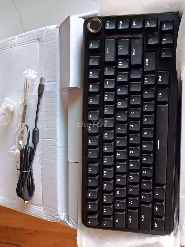 Bàn phím cơ Freewolf F75 Đen Và Mk84. Mua bán Phụ kiện (Màn hình, Chuột...) tại Huyện Xuân Lộc Đồng Nai được đăng bởi mác gai hình 1