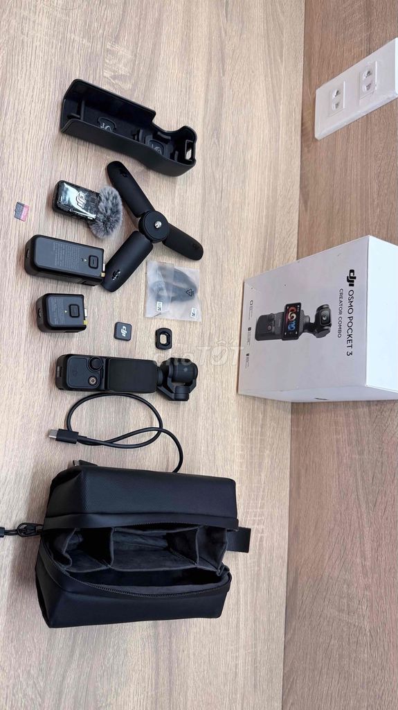 DJI Osmo Pocket 3 Combo Đen thẻ 256gb. Mua bán Máy ảnh, Máy quay tại Quận Cẩm Lệ Đà Nẵng được đăng bởi Văn tuấn Nguyễn hình 1