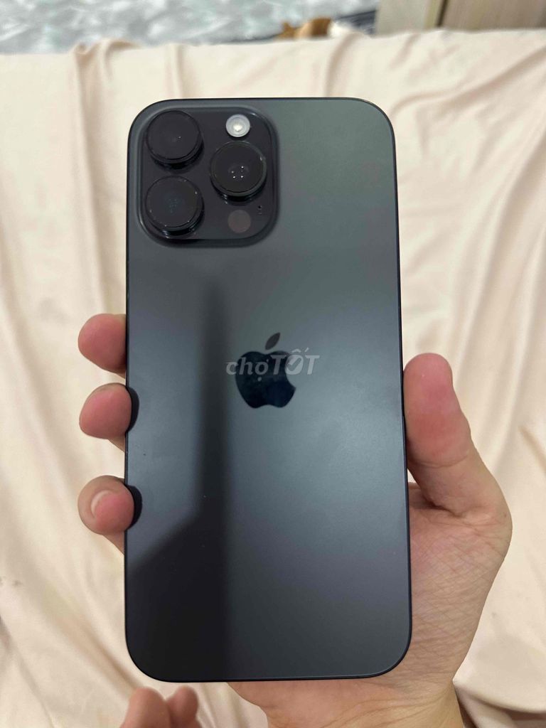 Apple iPhone 16 Pro Max Đen gl s25/26u. Mua bán Điện thoại tại Thành phố Vũng Tàu Bà Rịa - Vũng Tàu được đăng bởi hiiiii hình 1