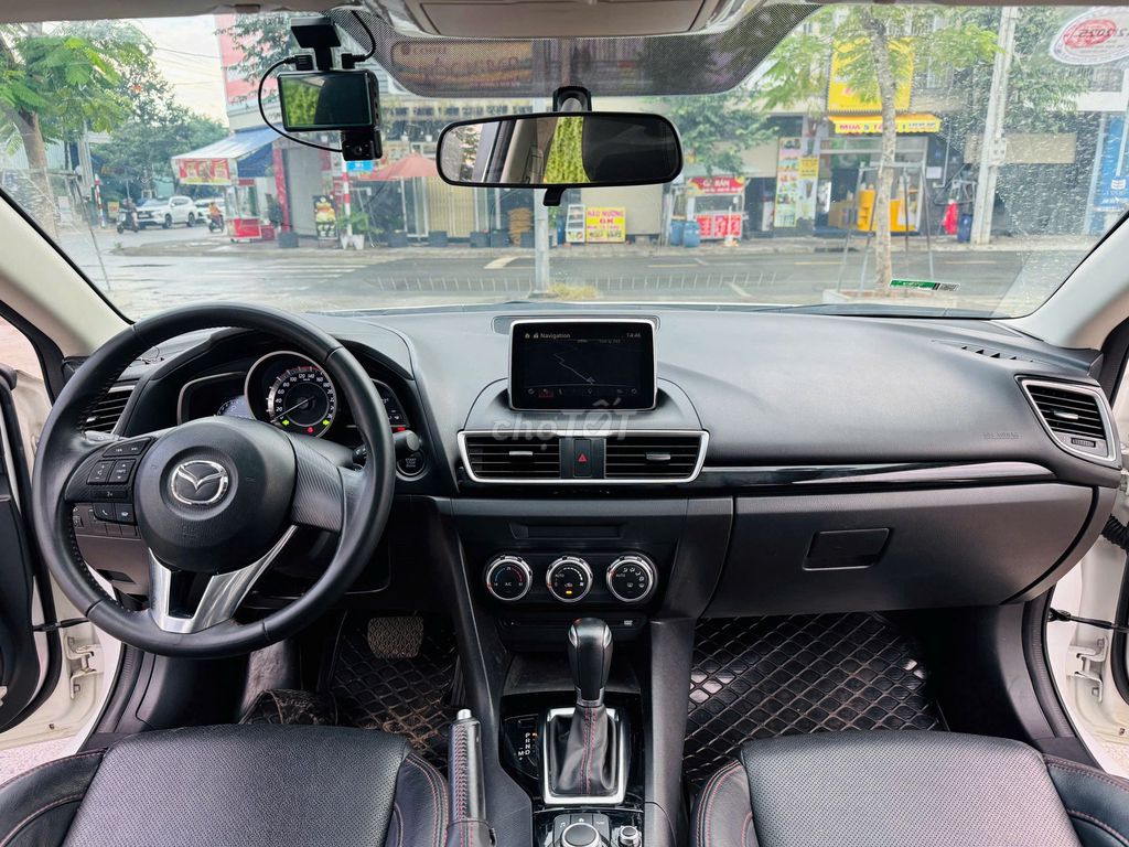 Mazda 3 1.5 AT 2016 (Hatback) -368tr. Mua bán Ô tô tại Thành phố Dĩ An Bình Dương được đăng bởi Siêu Thị Ô Tô Bình Dương  hình 16