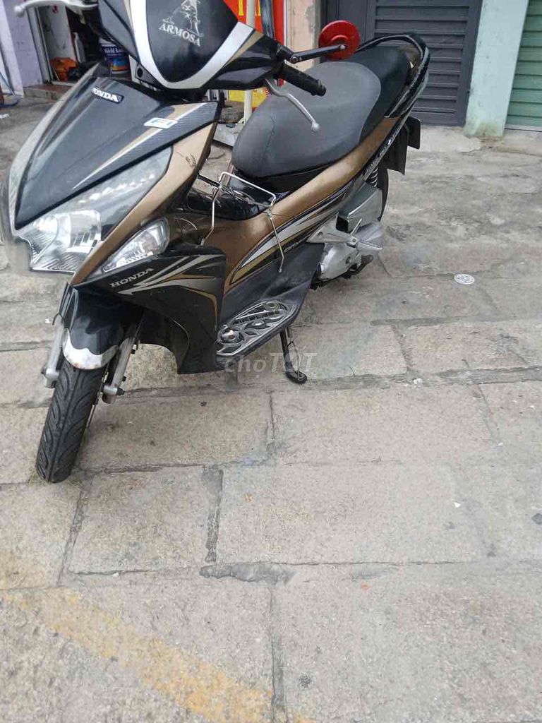 ab máy zin chưa rớt đầu luôn zin 100%. Mua bán Xe máy tại Thành phố Vũng Tàu Bà Rịa - Vũng Tàu được đăng bởi bán xe máy cho ngừoi khó khăn cho thiếu nửa tiền chỉ cần cccd hình 1